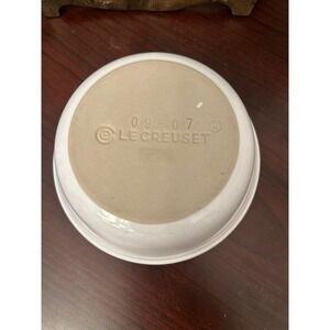 Le Creuset Stoneware 8-Ounce Petite Pie Dish/ramekin